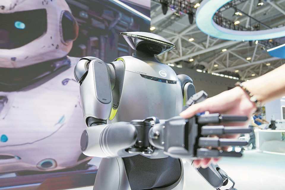 廣東“鏈”動(dòng)新質(zhì)未來(lái) 成立人工智能與機(jī)器人產(chǎn)業(yè)聯(lián)盟，賦能行業(yè)應(yīng)用系統(tǒng)集成服務(wù)